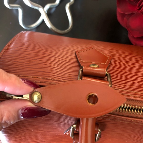❤️❤️SOLD❤️❤️Louis Vuitton speedy 25 Epi - Picture 5 of 8